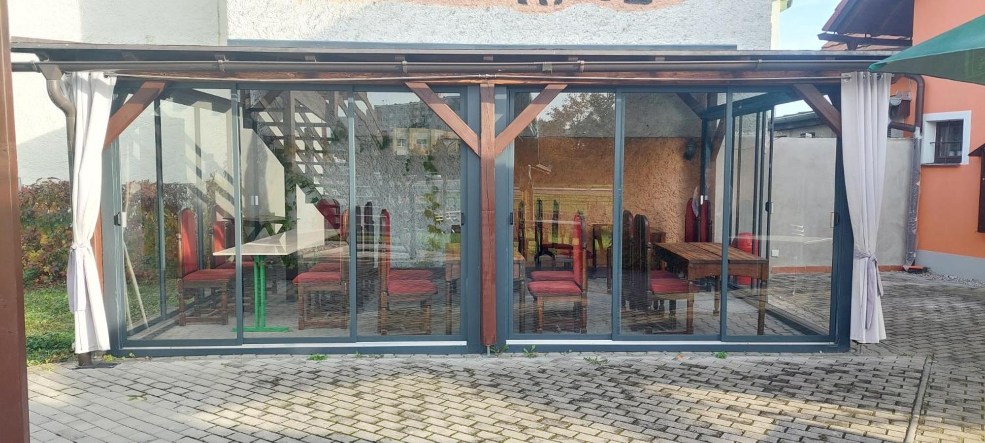 Penzion A Restaurace U Strnada Klatovy Exterior photo